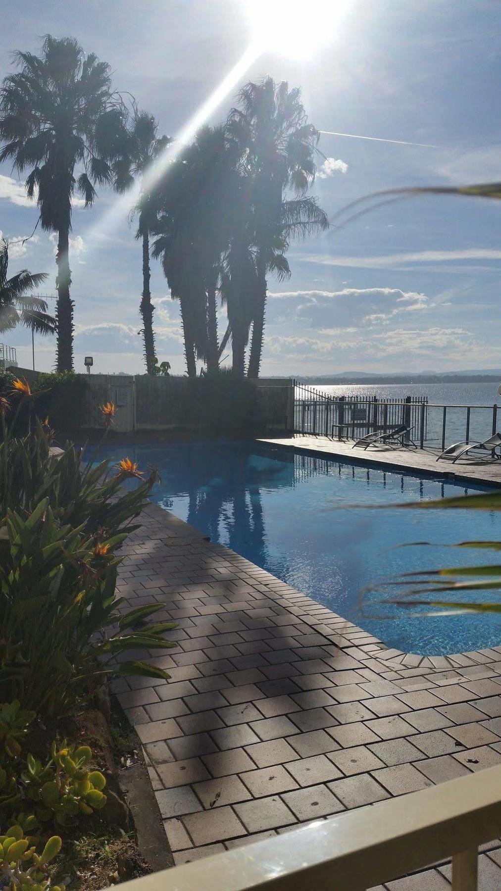 טוקלי The Beachcomber Hotel & Resort, Ascend Hotel Collection מראה חיצוני תמונה View of the pool at the hotel